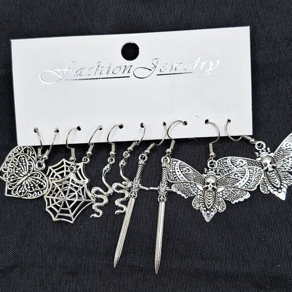 Goth heart skull butterfly spiderweb snake sword dagger earrings bundle - Picture 3 of 3